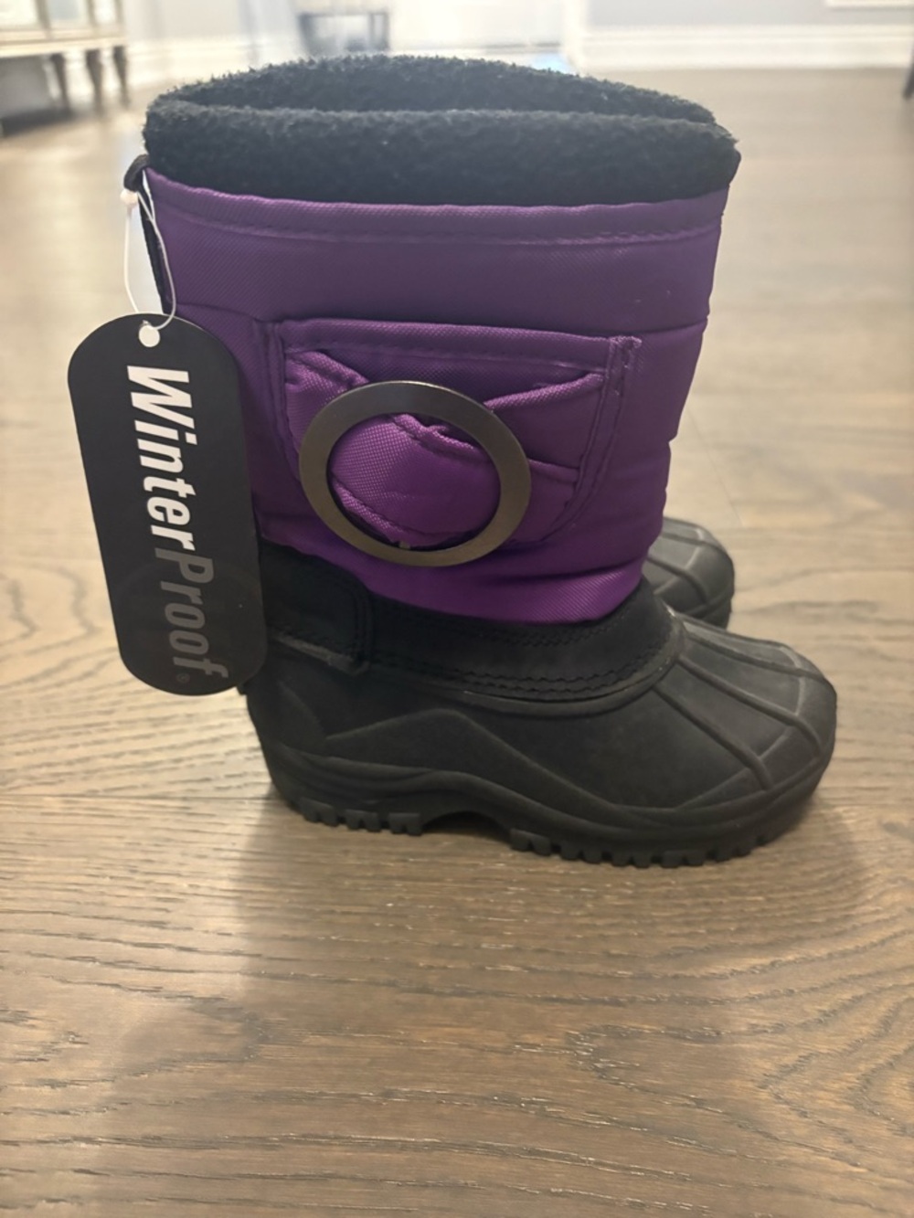 Toddler girls winter boots 7T NWT ret $89